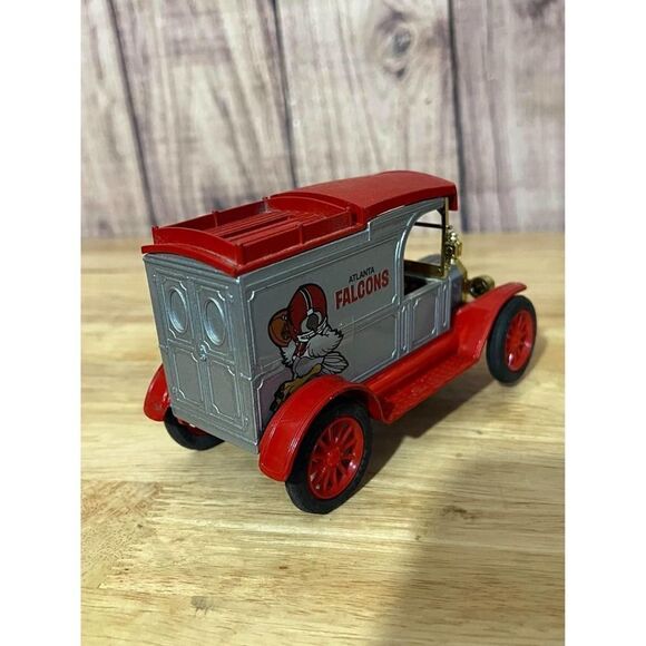1983 Ertl Atlanta Falcons 1913 Ford Die Cast Bank NFL Huddles RARE - Picture 5 of 10
